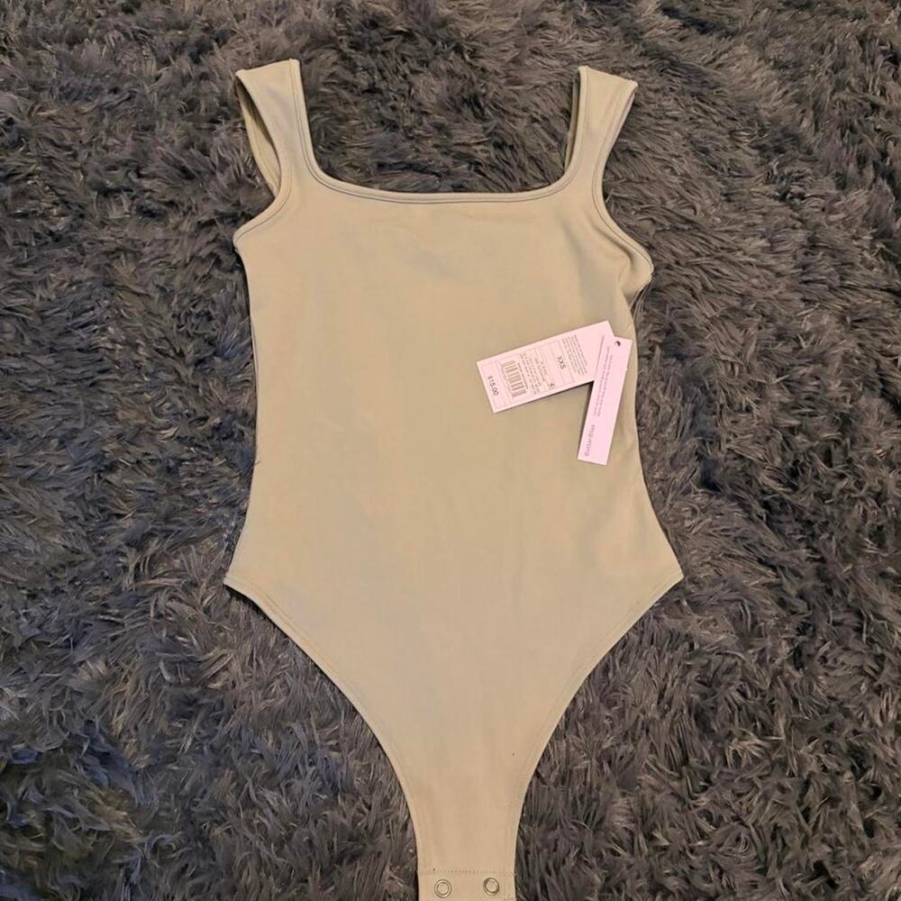 Womens bodysuit size xxs bodysuit
